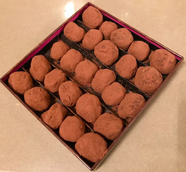 Truffes au chocolat et saveur cognac.