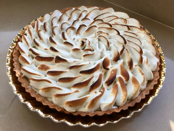 Tarte aux citrons, méringuée.