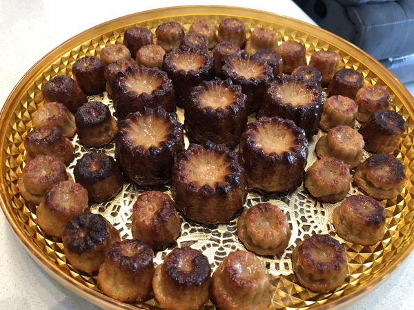 Cannelés Bordelais.