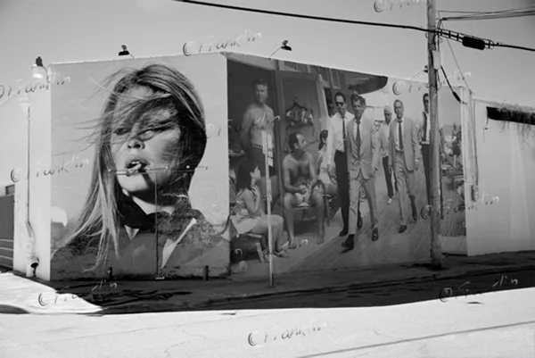 "Dans la rue"